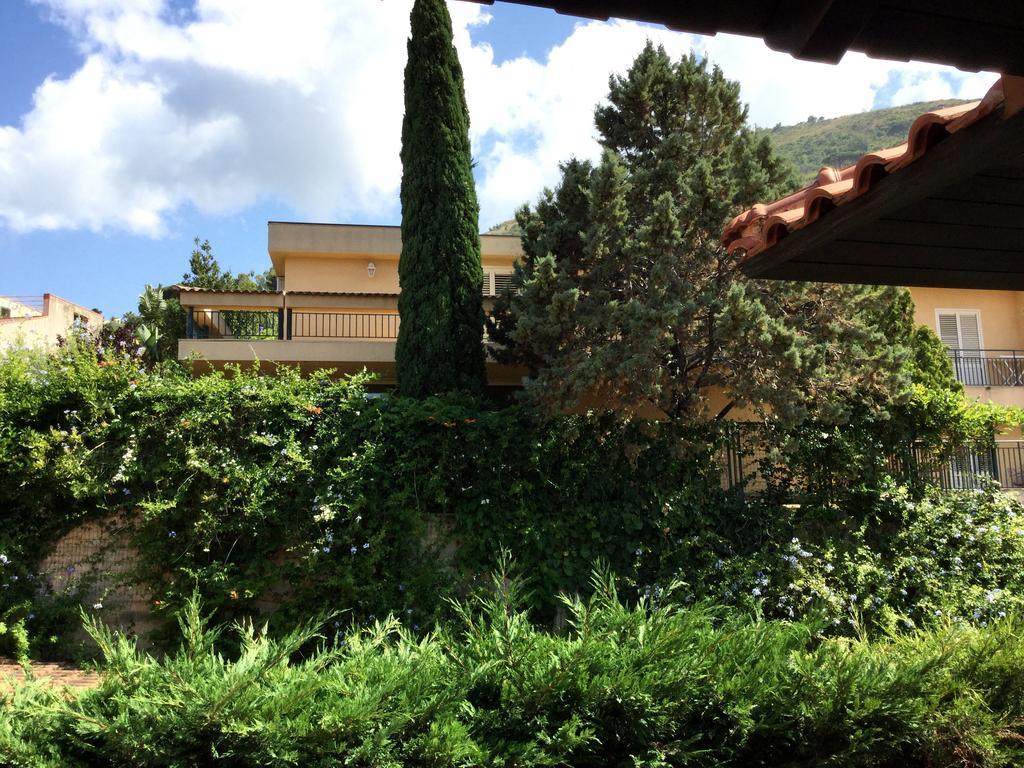 B&B Villa Di Giorgi Cefalù Exterior foto